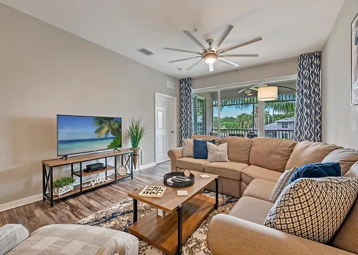 Golf Condo- Resort Pool- Lakeview- 10Mi To Beaches
