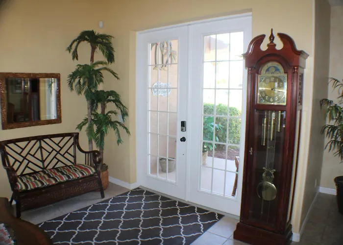 Cape Coral Wildlife Views-Heated Pool-Pet Friendly