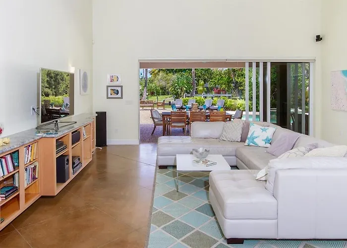Sunnyside - Pool, Hot Tub & Direct Access To River
